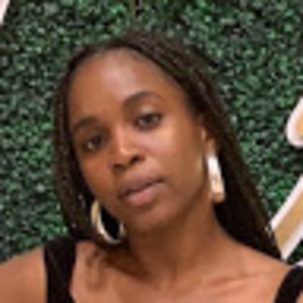 Meet your Posher, Maame